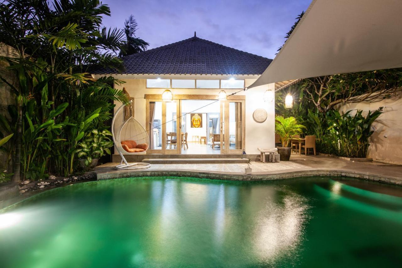 Ambermoon Villas Seminyak Exterior foto